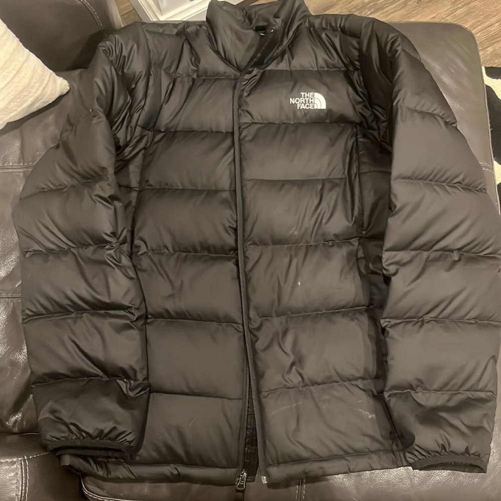 Mens The North Face winter coat.